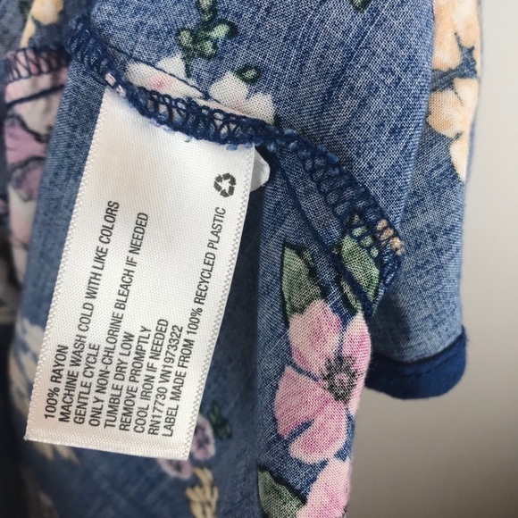 XHILARATION Blue Floral V- Neck Dress Size M - Picture 6 of 8